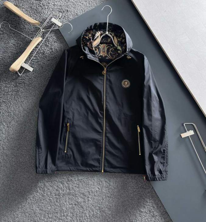 Picture of Versace Jackets _SKUVersaceM-4XL13xr12029773